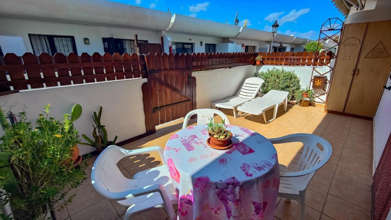 Sweet Flat With Private Patio Dunasol คอร์ราเลโฮ ภายนอก รูปภาพ