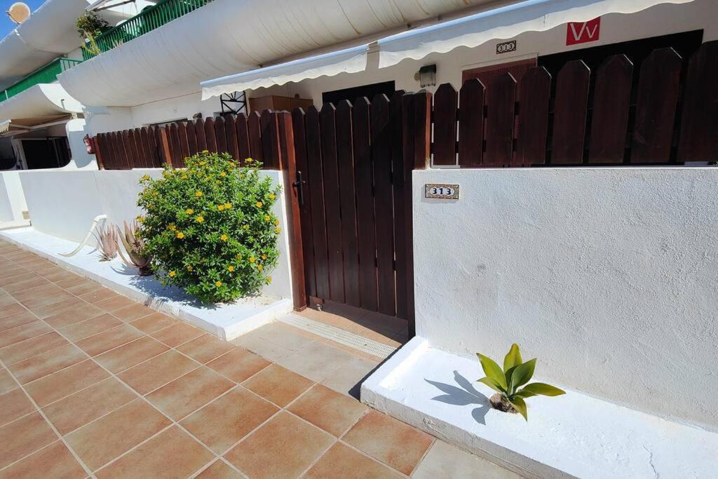 Sweet Flat With Private Patio Dunasol คอร์ราเลโฮ ภายนอก รูปภาพ